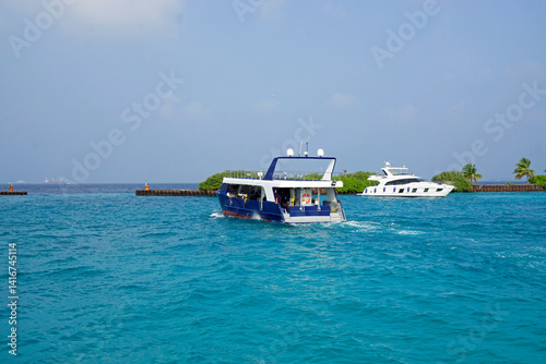 Obraz na plátně passenger jetty at the maledives airport