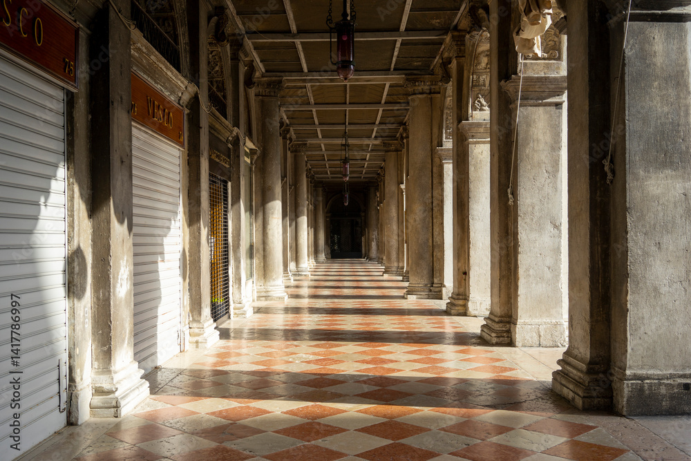 Authentic Italian Streets – Timeless Scenes of Everyday Life. Candid and atmospheric images of Italian streets capturing the charm, color, and character of everyday life.