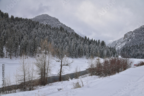 Obraz na płótnie Tibble Fork Loop winter storm snow views from hiking trail Lone Peak Wilderness Uinta Wasatch Cache National Forest, Rocky Mountains, Utah. United States. w salonie