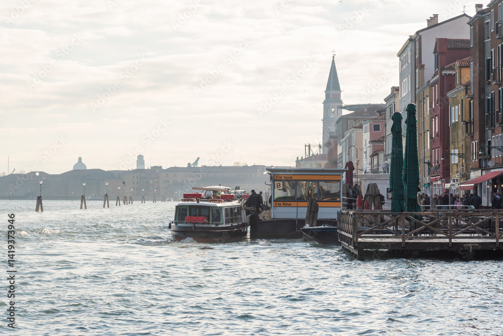 Obraz premium Vaporetto ferry docked at Fondamente Nove stop Venice