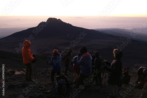 Obraz na płótnie Sunset scenery with Mawenzi Peak on horizon during climbing to Uhuru peak on Kibo volcano (Kilimanjaro) – 5895 m. Tanzania w salonie