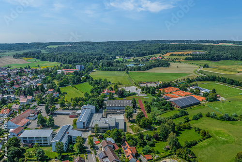 Obraz na płótnie Blick über die Stadt Bad Schussenried im württembergischen Alpenvorland im Sommer w salonie