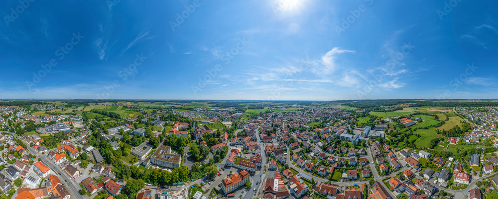 Der oberschwäbische Kurort Bad Schussenried aus der Vogelperspektive