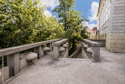 Schilderij op canvas Stone stairs in decorative garden in Fourth courtyard of Prague Castle in histor