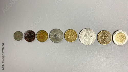 Obraz na płótnie collection of ancient Indonesian coins w salonie