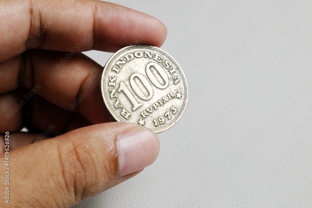 Kudus, 19 April 2025 - 100 rupiah coin indonesia 1971