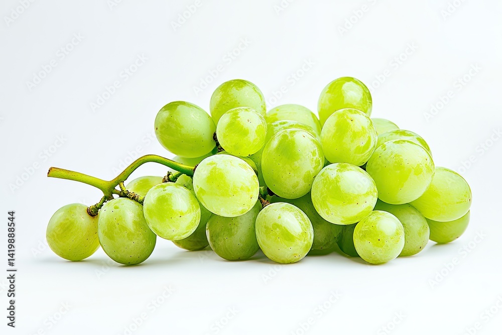 Bunch of fresh green grapes (1) Bunch of fresh green grapes (1)