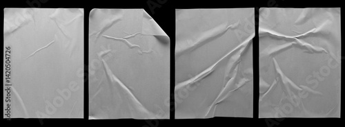 Foto Set white wrinkled poster template, mockup of glued paper isolated on black back