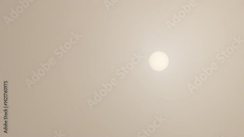 太陽を覆う霧 / fog covering the sun