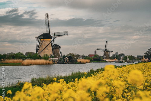 kinderdijk - dutch windmills in the netherlands