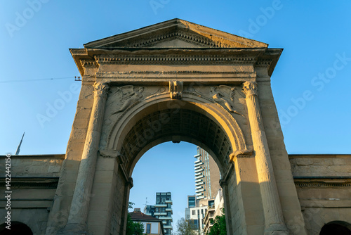 Milan's Porta Nuova