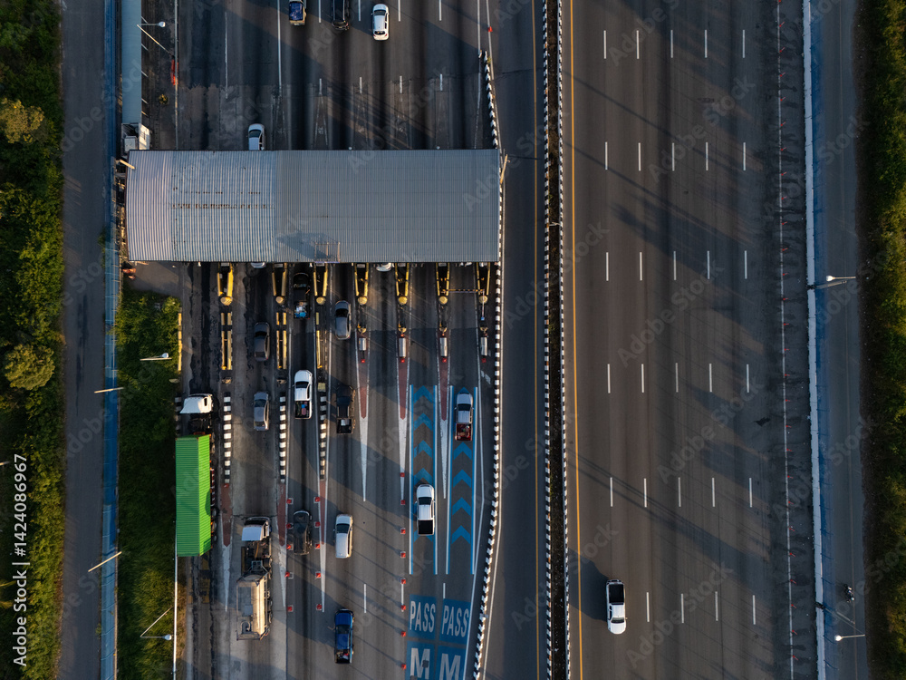 Obraz premium Aerial view gate for expressway fee payment in the city.
