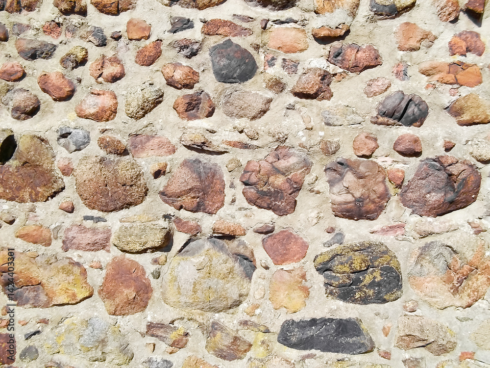 Historische Stadtmauer aus dem 13. Jahrhundert