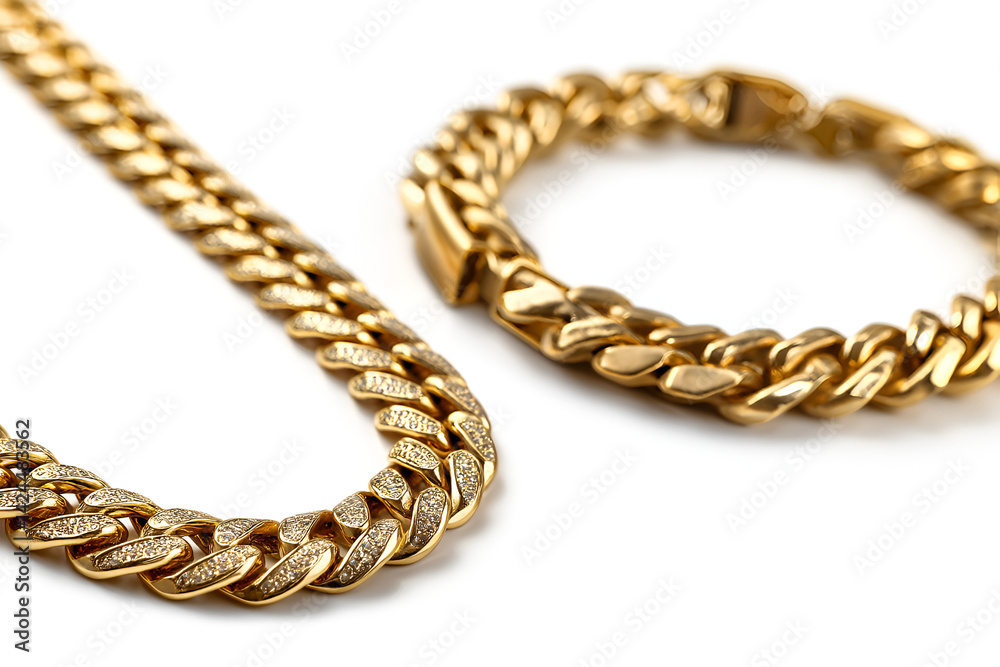Sparkling Gold Chain and Bracelet Luxurious Jewelry Gleaming Sparkling Gold Chain and Bracelet Luxurious Jewelry Gleaming