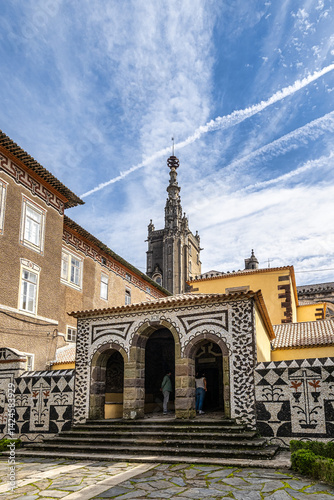 Obraz na płótnie Bussaco Palace Hotel, located in the Bussaco National Forest at Luso, Portugal w salonie