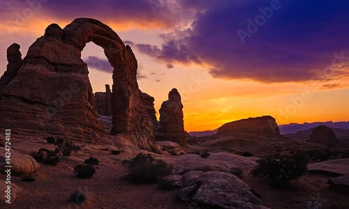 delicate arch at sunset