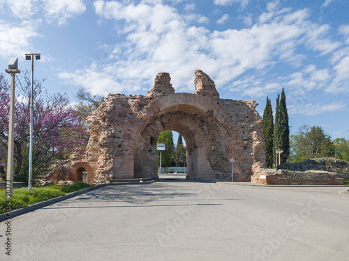 Obraz na płótnie Ruins of Roman fortifications in a town of Hisarya, Bulgaria w salonie
