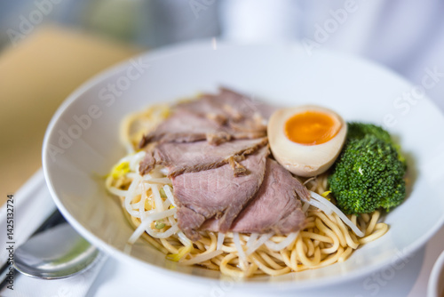 Taiwanese Dry Noodle with Pork and Lard Sauce Dish