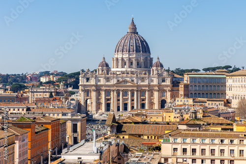 Obraz na płótnie Rome skyline with St. Peter's Basilica in Vatican from above in Italy w salonie