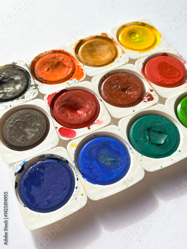 New watercolor paint set ,
