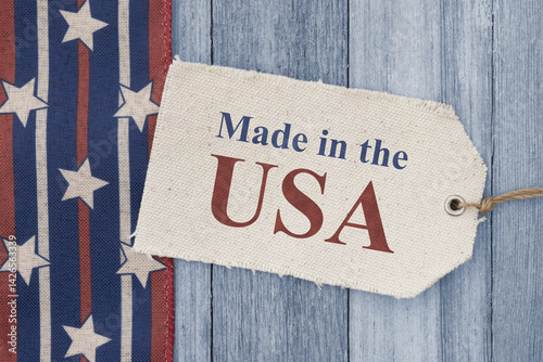 Obraz na płótnie Made in the USA price tag with retro USA red, white and blue stars w salonie