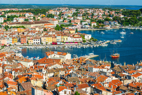 Obraz na płótnie Aerial view over the harbor in the city of Rovinje in Croatia. w salonie