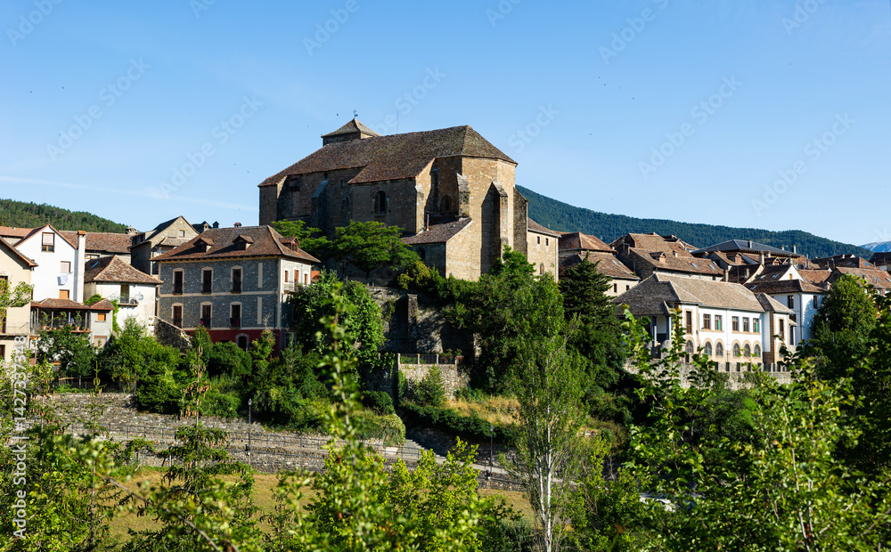 Obraz premium Shot of historical settlement of Anso and its surroundings, medieval urban Gothic buildings, European tourism and attractions