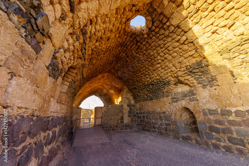 Obraz na płótnie Sunrise view of the crusader Belvoir Fortress w salonie
