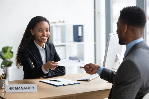 Obraz na płótnie Excited HR manager hiring a new employee w salonie