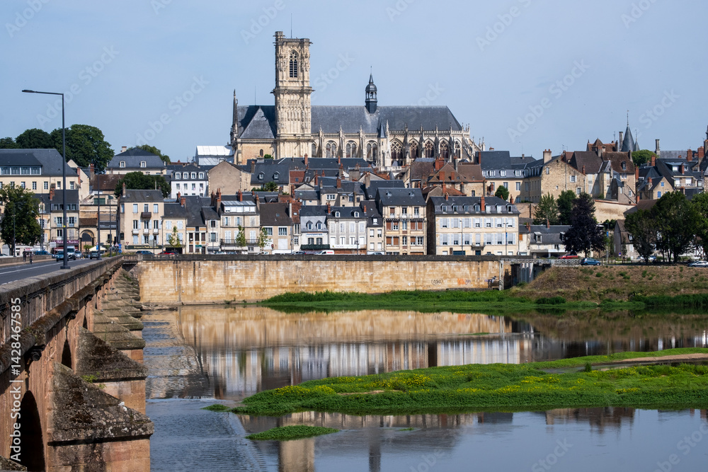 Fototapeta premium Nevers, France
