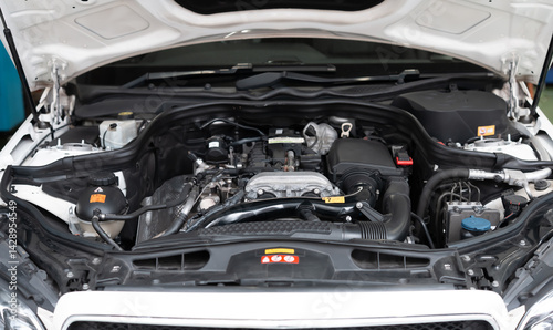 車　エンジン　メンテナンス