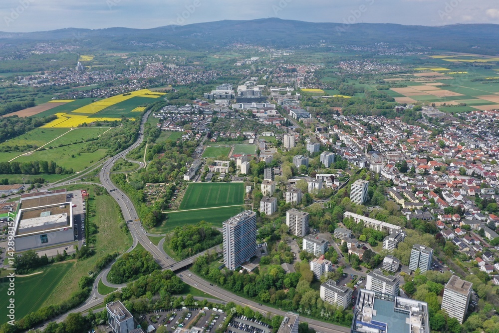 Fototapeta premium Eschborn Luftbilder | Luftbildaufnahmen von der Stadt Eschborn in Hessen