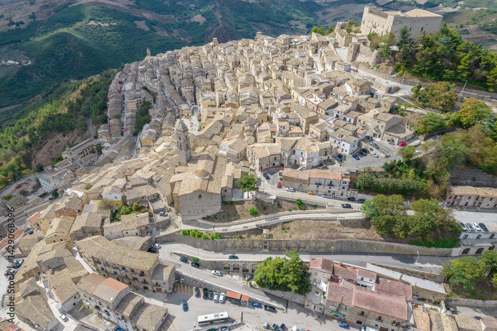 Obraz premium Panorama di Sant'agata di puglia, gargano