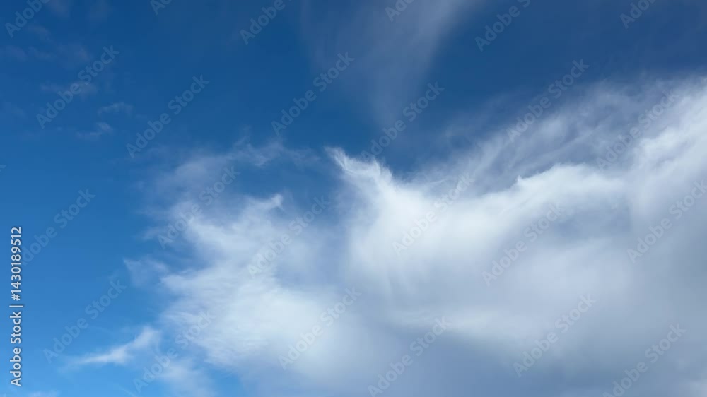 Cirrus cloud build up high over the skies of Cape Town.