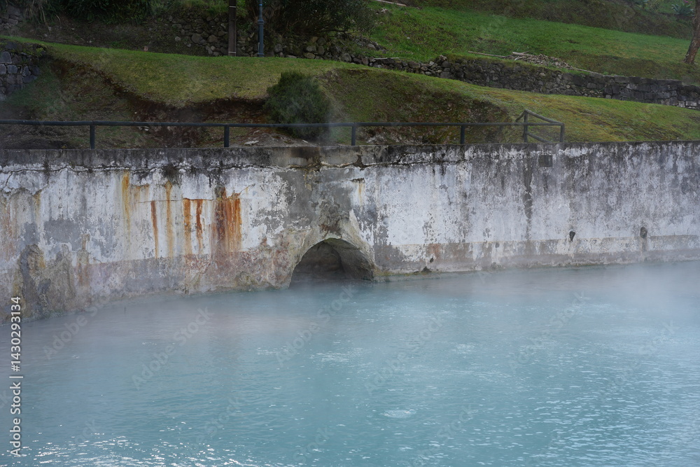 Geothermisches Becken bei Ribeira Grande auf São Miguel