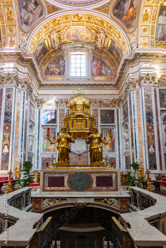 Obraz na płótnie Ciborium in Santa Maria Maggiore basilica, Rome, Italy w salonie