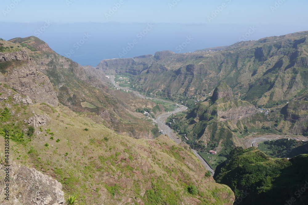 Fototapeta premium Berglandschaft auf Santo Antão Kapverdische Inseln