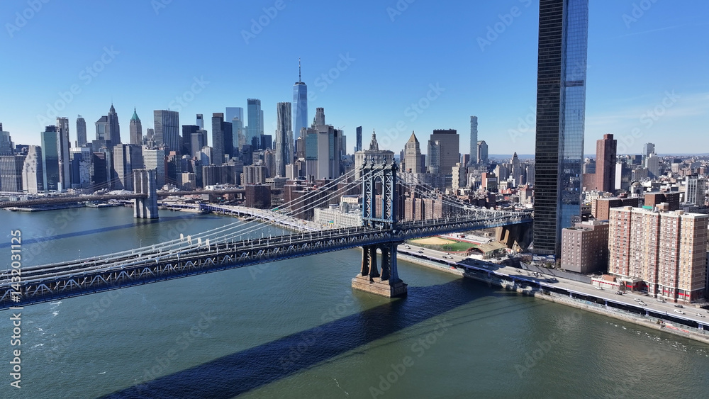 Obraz premium Manhattan Bridge At Manhattan In New York United States. Highrise Buildings Scenery. Brooklyn Bridge Landscape. Manhattan Bridge At New York United States. Highway Road Background. 