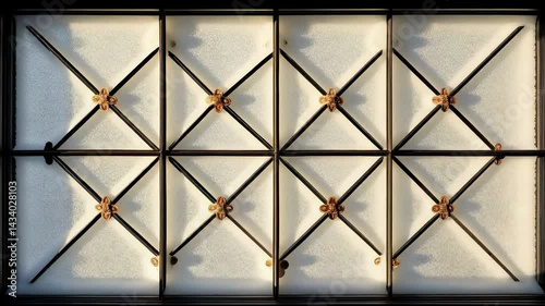 Symmetrical ceiling with geometric metal grid
