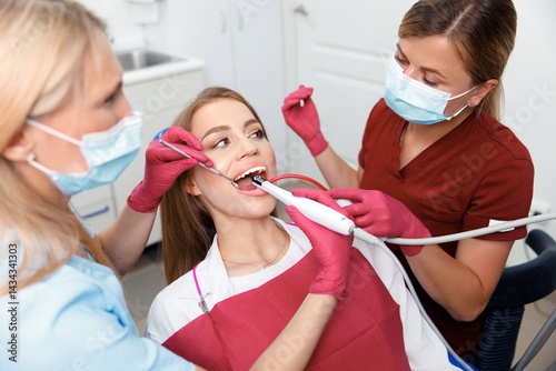 dental specialist, teeth check, dental diagnosis, dental care, dental examination, professional doctor fixing teeth, healthy teeth