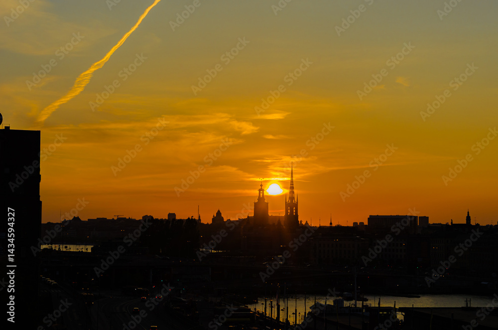 Fototapeta premium Silhouette of buildings at dusk in Stockholm, Sweden