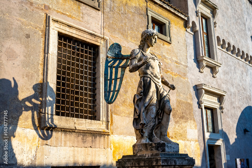 Obraz na płótnie Castel Sant'Angelo, also known as Mausoleum of Hadrian, is a towering rotunda in Parco Adriano, Rome, Italy. It was initially commissioned by the Roman Emperor Hadrian as a mausoleum for himself and h w salonie