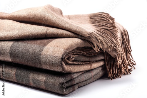 Cozy Warm Brown Cashmere Blanket: Luxurious Alpaca Wool Bedcover for Stylish Home Decor