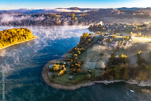 Fototapeta Naklejka Na Ścianę i Meble -  View of Lake Solina in Bieszczady Mountains, Poland