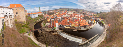 Obraz na płótnie Panoramic view of Cesky Krumlov with Vltava River and historic architecture in Cesky Krumlov, Czech Republic w salonie