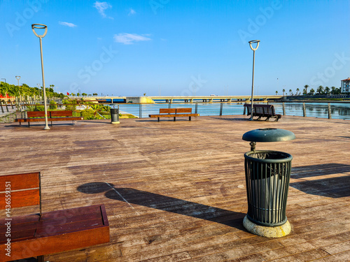 Fototapeta Naklejka Na Ścianę i Meble -  Konyaaltı beach, green areas and parks in Antalya, Turkey's important tourism city.