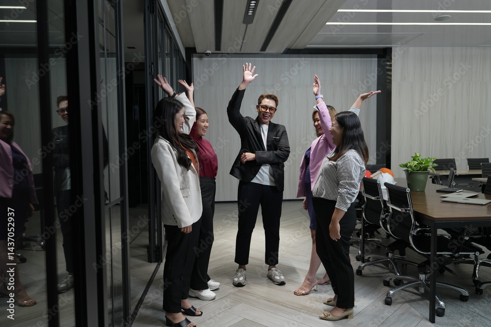 A team of six employees worked together to achieve the goals set for the company.