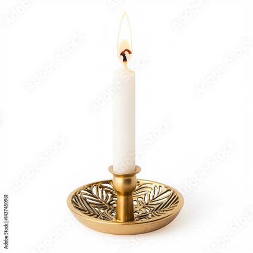 Obraz na płótnie Elegant candle holder with a white candle glowing warmly in a decorative plate. w salonie