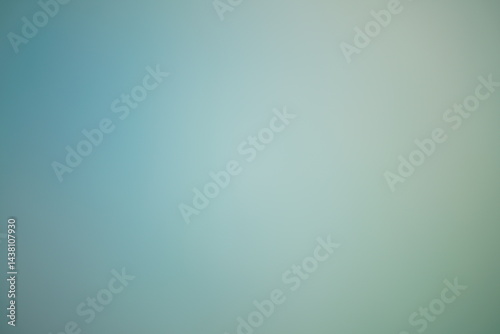 Blau wie am Himmel als weicher Hintergrund für ein helles blaues Design mit Nuancen