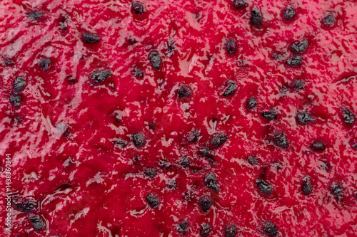 Obraz na płótnie Red pulp with black small seeds w salonie